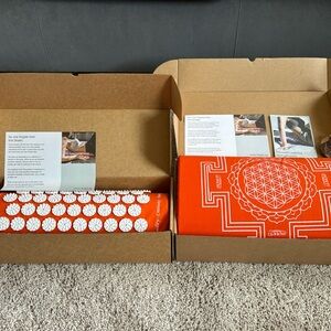 Shakti Acupressure Mat & Pillow (New In Box)
Never Used.